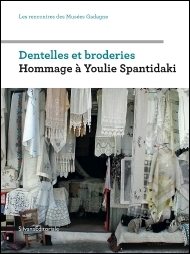 Dentelles et broderies