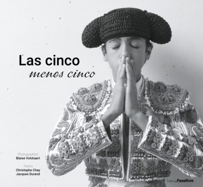 Las Cinco Menos Cinco - Volckaert Blaise