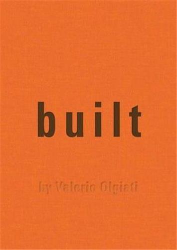 Built by Valerio Olgiati /anglais