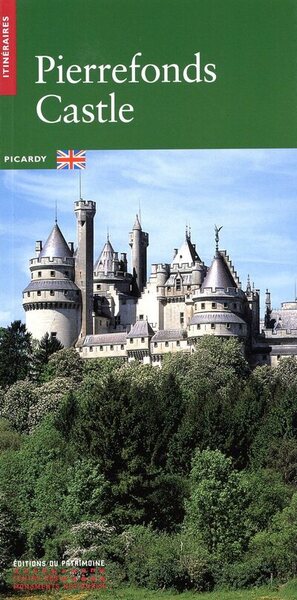 Le Château De Pierrefonds (Anglais)