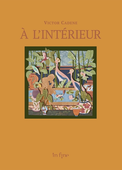 A l'intérieur