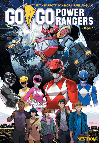 Go Go Power Rangers Volume 1